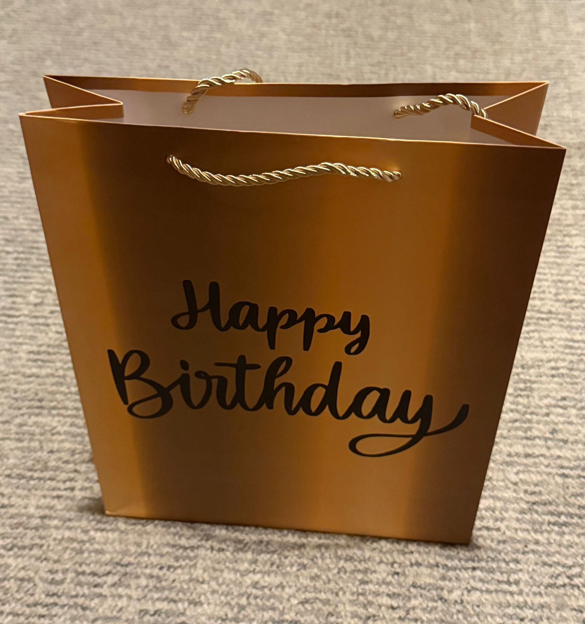 🎁 Pungă cadou 🎁 - imagine 2