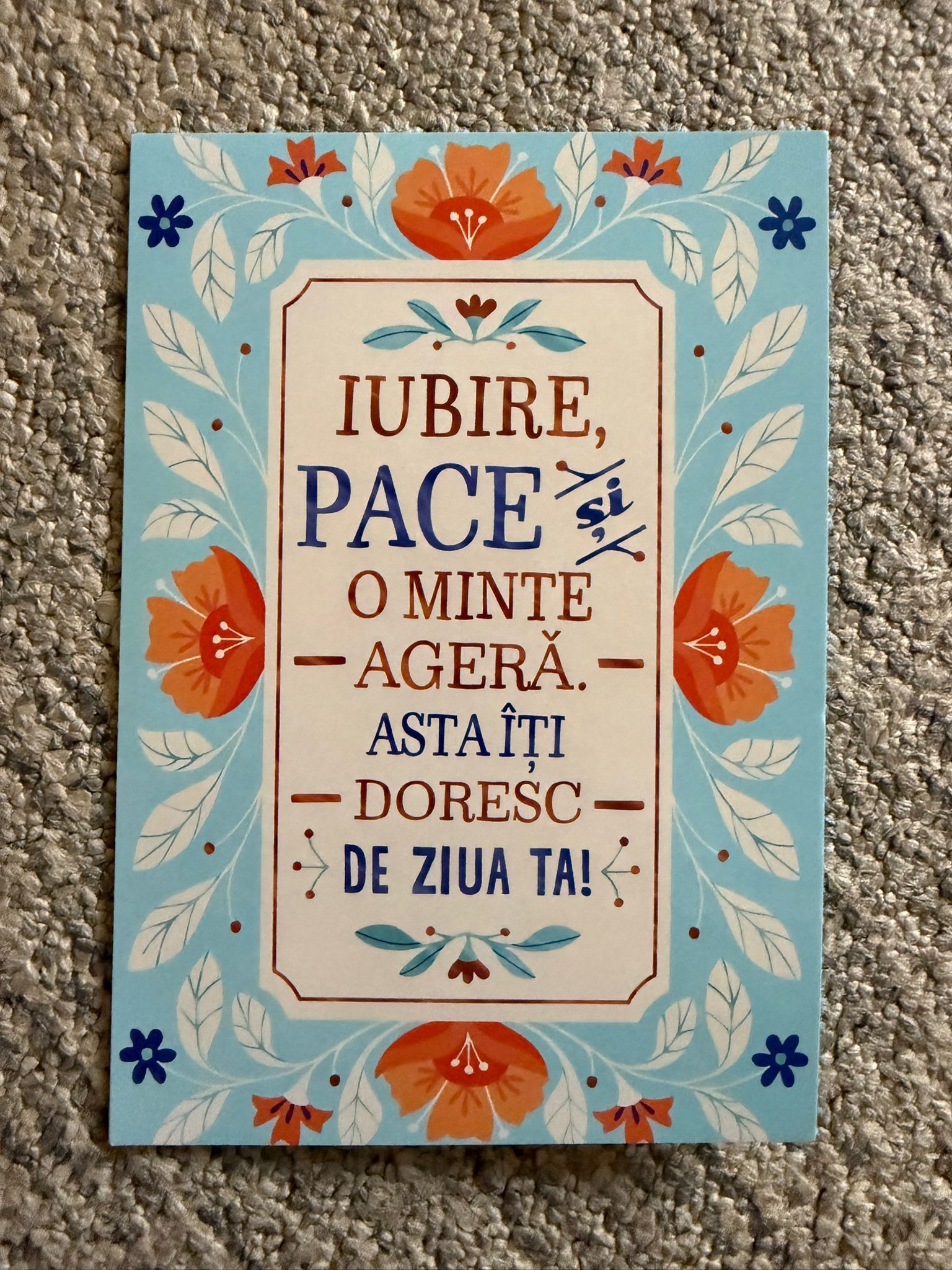 Felicitare elegantă pentru orice ocazie