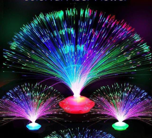 Veioză LED cu Fibre Optice – Spectacol de Culoare