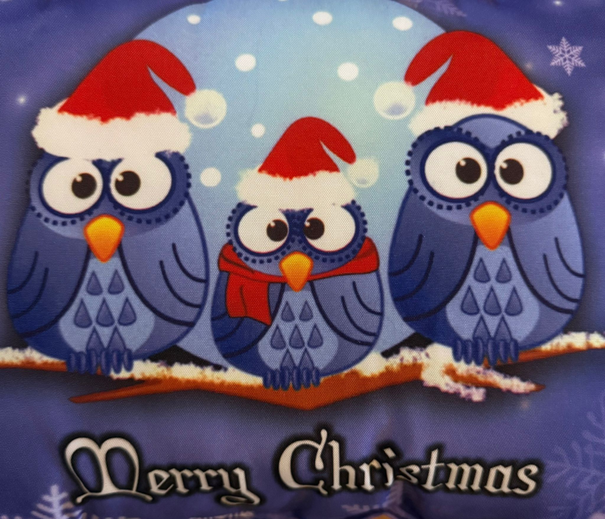 Pernă Decorativă Festivă Moș Crăciun – Mică și Pufosenie - imagine 2